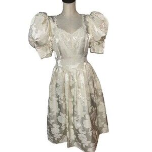 Scott McClintock Women’s Vintage Prairie Formal Dress size 10 Sweetheart Neck